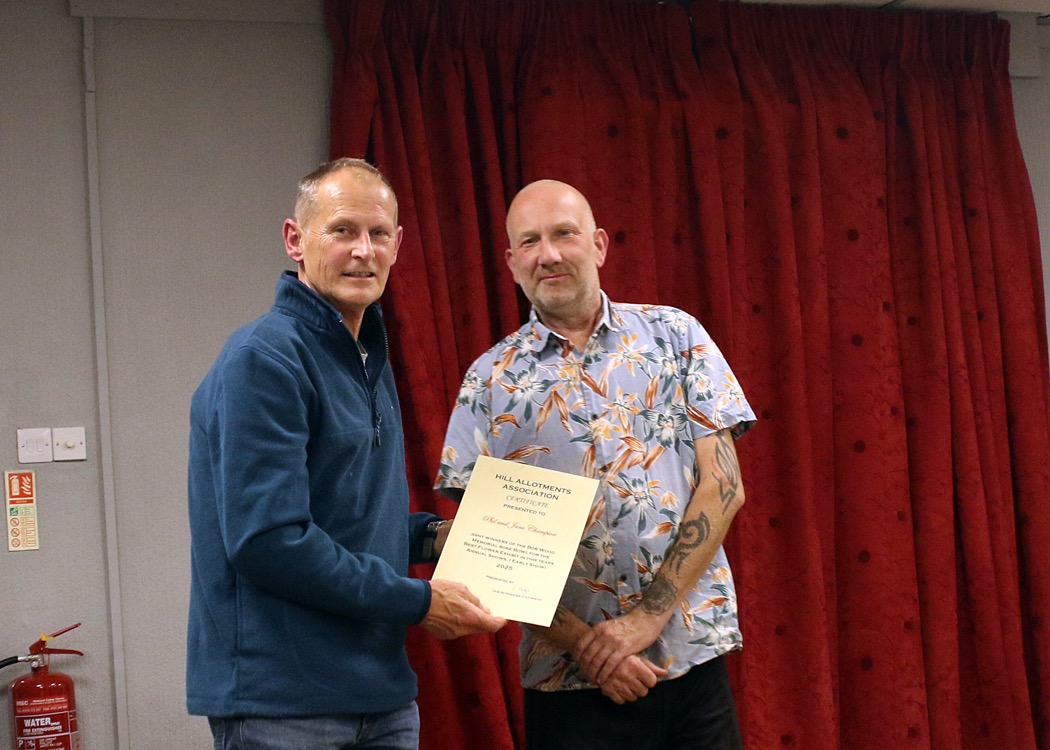 Phil Champion Best Flower ESS